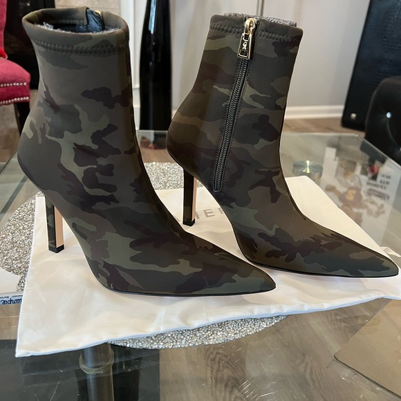 ❌❌SOLD❌❌ - Picture 4 of 9